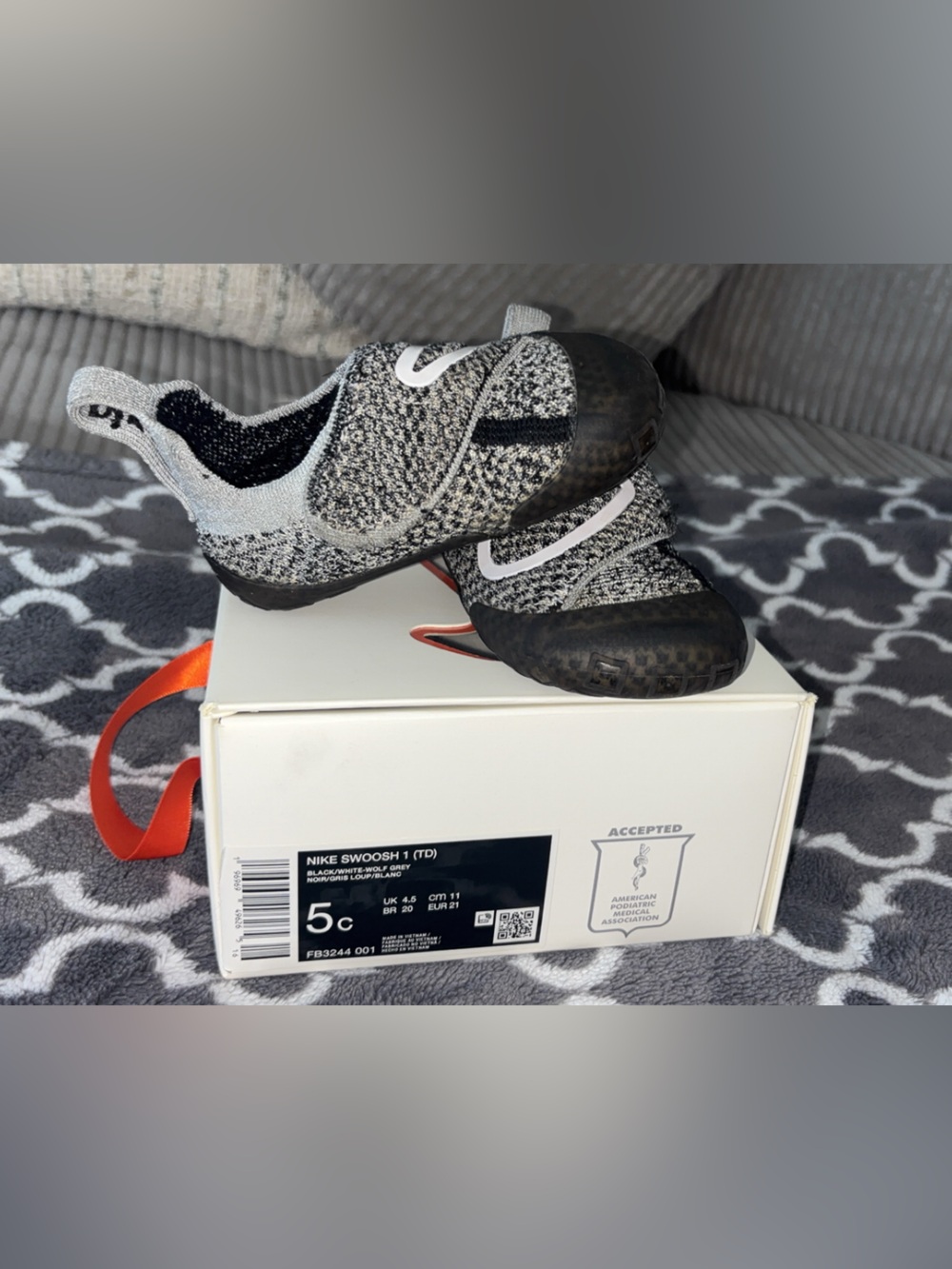 Nike Swoosh Kids Black & Grey Knit Slip-On Sneakers